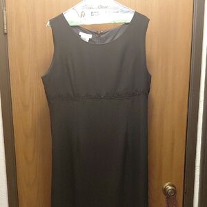 Elegant Black Sleeveless Dress